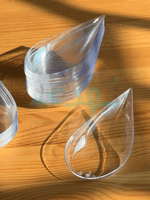 صحون بلاستيك دمعة