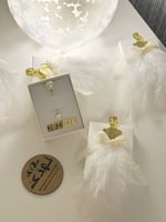 توزيعات بروش عروس