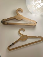 10 علاقات ملابس اطفال كامل مع حفر الاسم