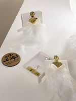 توزيعات بروش عروس