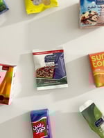 مغناطيس ثلاجة بأشكال مواد غذائية ميني