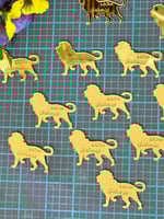 حفر اسم لوقو أسد اكريلك