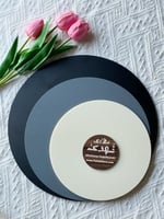 اكريلك دائرة ملون