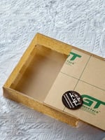 بوكس اكريلك سحاب 28*28*6 سم