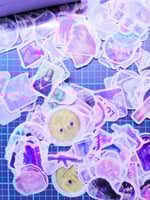 200 استكر التحف