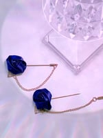 بروش ورد كحلي