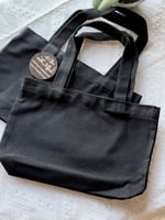 حقيبة توت باق أسود 30×20 سم