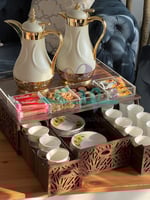 صينية ضيافة مع مخازن