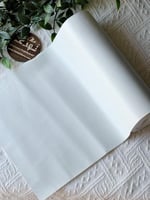 جلد أبيض عرض 25 سم