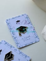 بروش قبعة التخرج