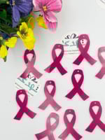 درزن اكريلك شعار سرطان الثدي