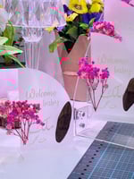 تنسيق توزيعات مع الطباعه والعوده وزينه ورد مجفف