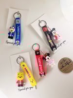 ميداليات شخصيات كرتونية