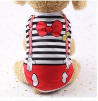 ملابس للقطط والكلاب الاليفة