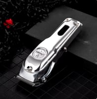 ماكينة حلاقة احترافية