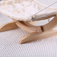 الأرجوحة الخشبية