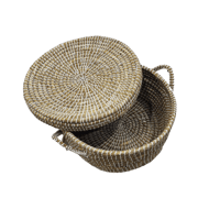 خوس مطبقية كبير بغطاء بيضاوي