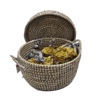 خوس مطبقية كبير بغطاء بيضاوي