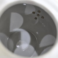 ابريق برسلان بنقطة أزرق