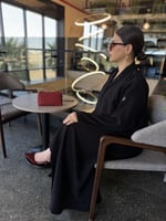 عباية اثير قماش كريب طايح