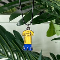 سلسال ملابس النصر