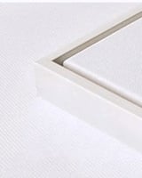 برواز  ابيض