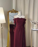 فستان بلونين بتصميم أنيق ورقيق 5543