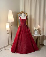 6133- فستان أحمر ملكي بفخامة ساحرة