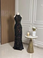 6775 - فستان أسود مرصّع بالكريستال