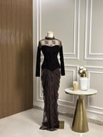 6747 - فستان دانتيل بني فخم وفريد