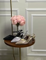 كعب انيق s44135