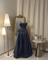 6171-فستان كحلي أنيق بتطريز فاخر