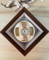 ساعة كريستال فخم W44