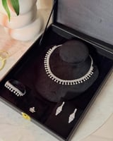 طقم اكسسوار A1175 (لونين)