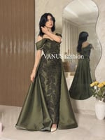 6885 -فستان سهرة زيتوني مطرّز مع ذيل ساتان