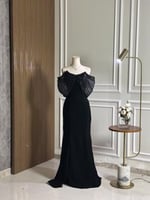 6735- فستان "سحر الأكتاف"