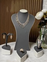 طقم اكسسوار ذهبي A1420