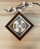 ساعة كريستال فخم W44