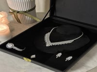 طقم اكسسوار مع ساعة A1073