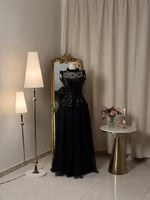 6445- فستان أسود فخم بإطلالة ساحرة