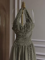 6764 - فستان سهرة راقٍ بلون زيتي هادئ