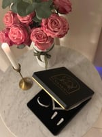 بوكس جلد فاخر بدون اكسسوار A0002