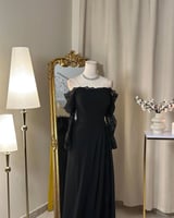 فستان بلونين بتصميم أنيق ورقيق 5543