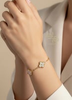 سوارة فان كليف عقيق مطلية بالذهب عيار 18 عدة الوان...