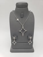 طقم سلسال وحلق زركون تصميم عصري