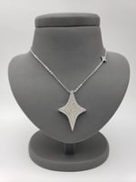 طقم سلسال وحلق زركون تصميم الالماس