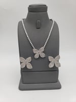 طقم سلسال وحلق زركون بتصميم عصري