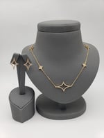 طقم سلسال وحلق زركون بتصميم عصري