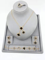 طقم فان كليف 4 قطع عدة الوان - مستوحى