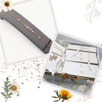 بوكس توزيعه 5 اساور ميسيكا ذهبي وفضي - مستوحى